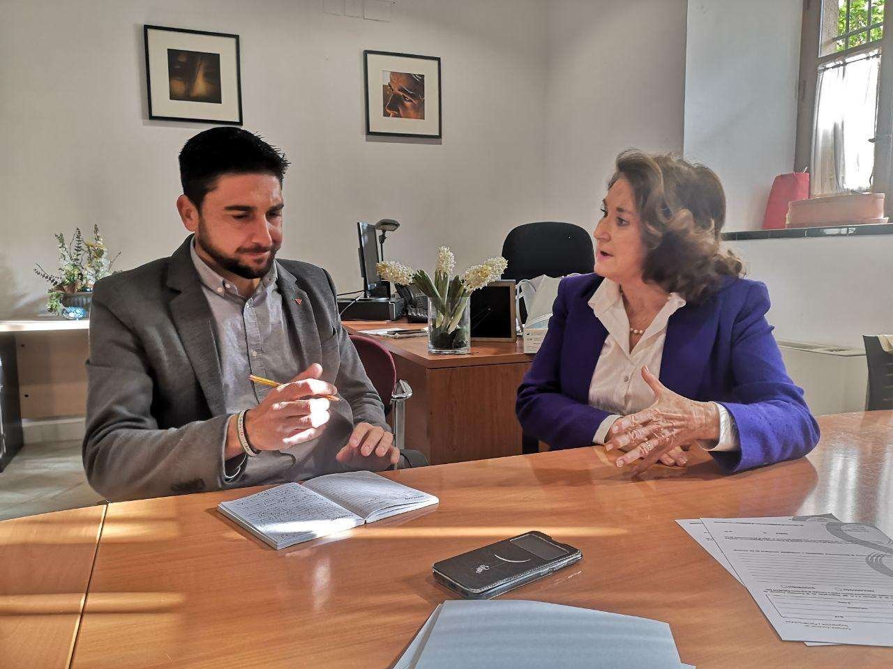 Ismael Sánchez apuesta por dotar de autonomía, financiación propia y más personal a la Oficina de la Defensora del Ciudadano