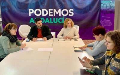 La coalición Podemos-Izquierda Unida propone abrir las escuelas en horario de tarde